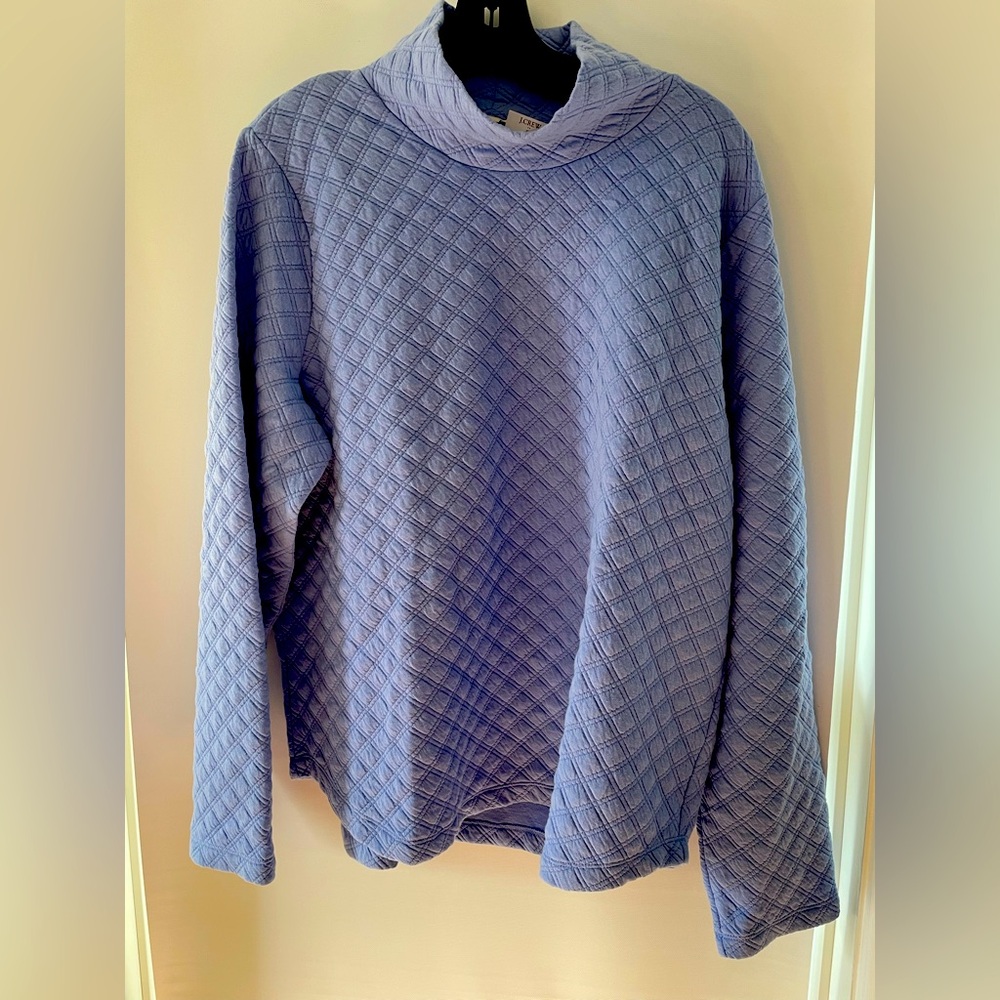 Women’s Lightweight Long-sleeve Pullover